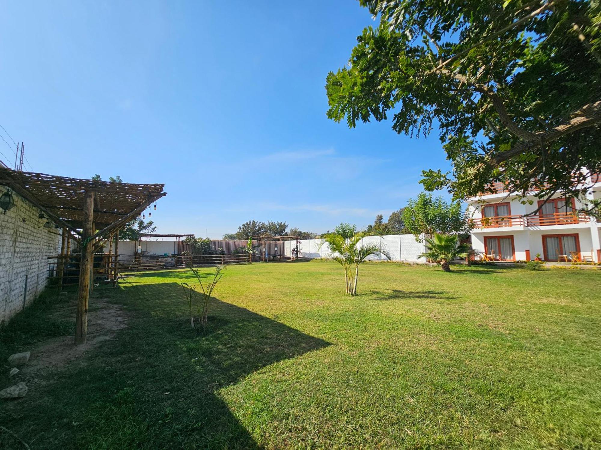 Hotel La Colina Cerro Prieto Bagian luar foto